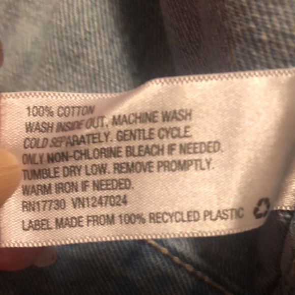 Wild Fable -XS Multi Color Crop Denim Jacket.  Chest pockets. - Picture 5 of 5